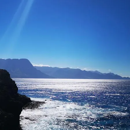 Don Faro Ocean View In A Cliff *